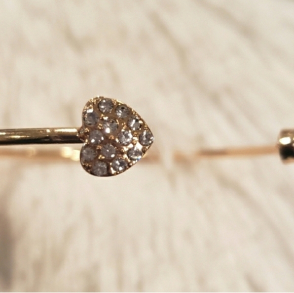 Gold Rhinestone Heart Bracelet - Picture 5 of 6